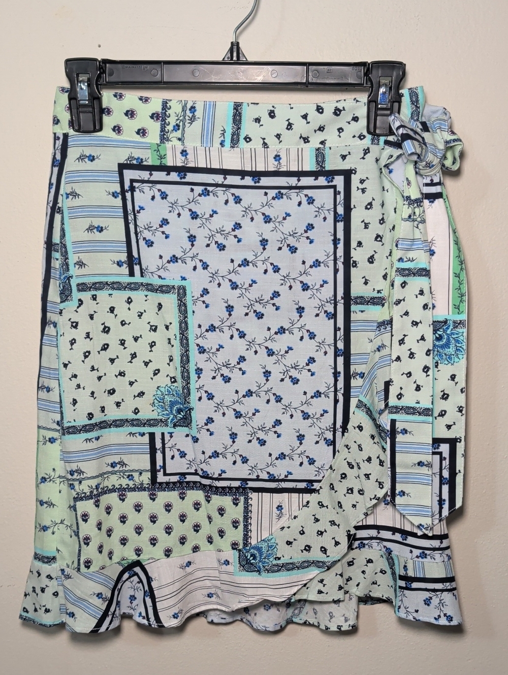 LOFT Mint & Light Blue Patchwork Floral Wrap Skirt Cottagecore Women's Size 00P